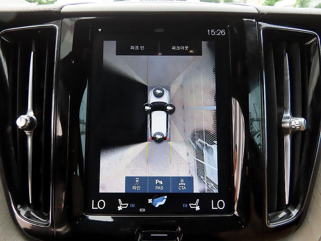 볼보 XC60 XC60(2세대) D5 AWD 인스크립션 이미지 14