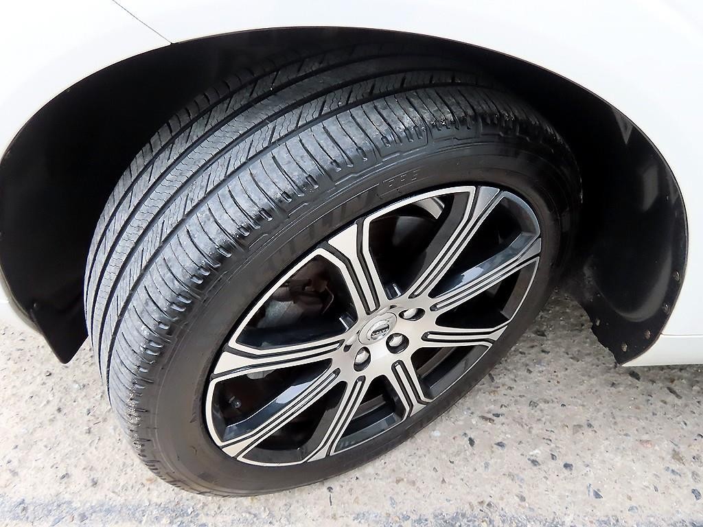 볼보 XC60 XC60(2세대) D5 AWD 인스크립션 이미지 20