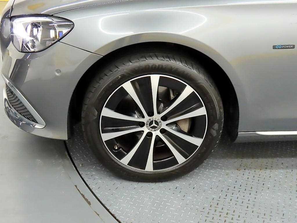 벤츠 E 클래스 E-클래스 W213 E300e 4MATIC 익스클루시브 이미지 20