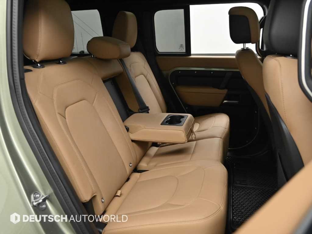 랜드로버 디펜더 디펜더 (L663) 110 D300 X-다이나믹 HSE 이미지 12