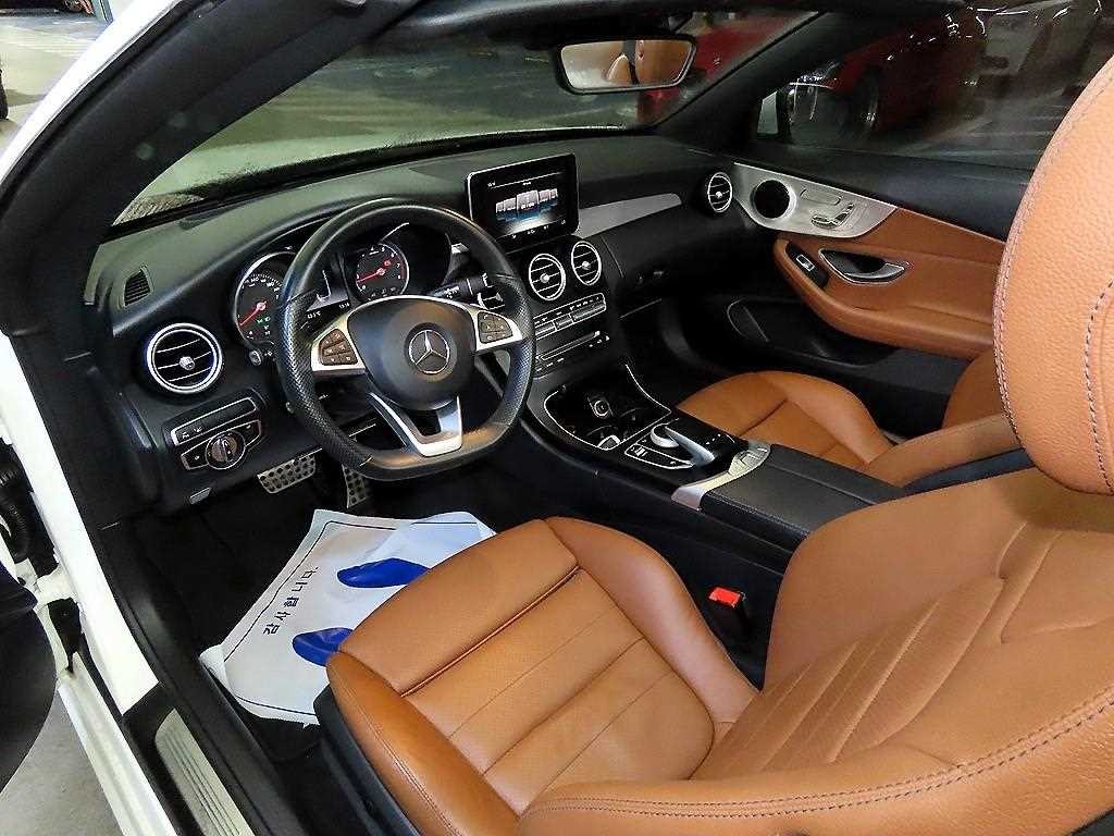 벤츠 C 클래스 C클래스 W205 C200 카브리올레 이미지 12