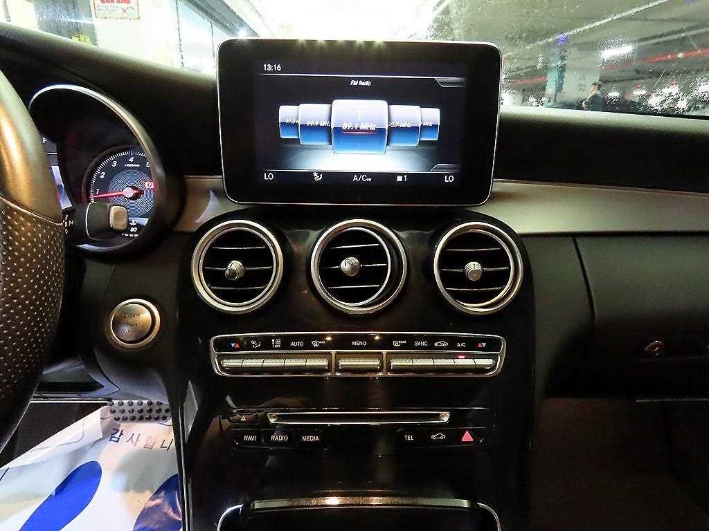 벤츠 C 클래스 C클래스 W205 C200 카브리올레 이미지 13