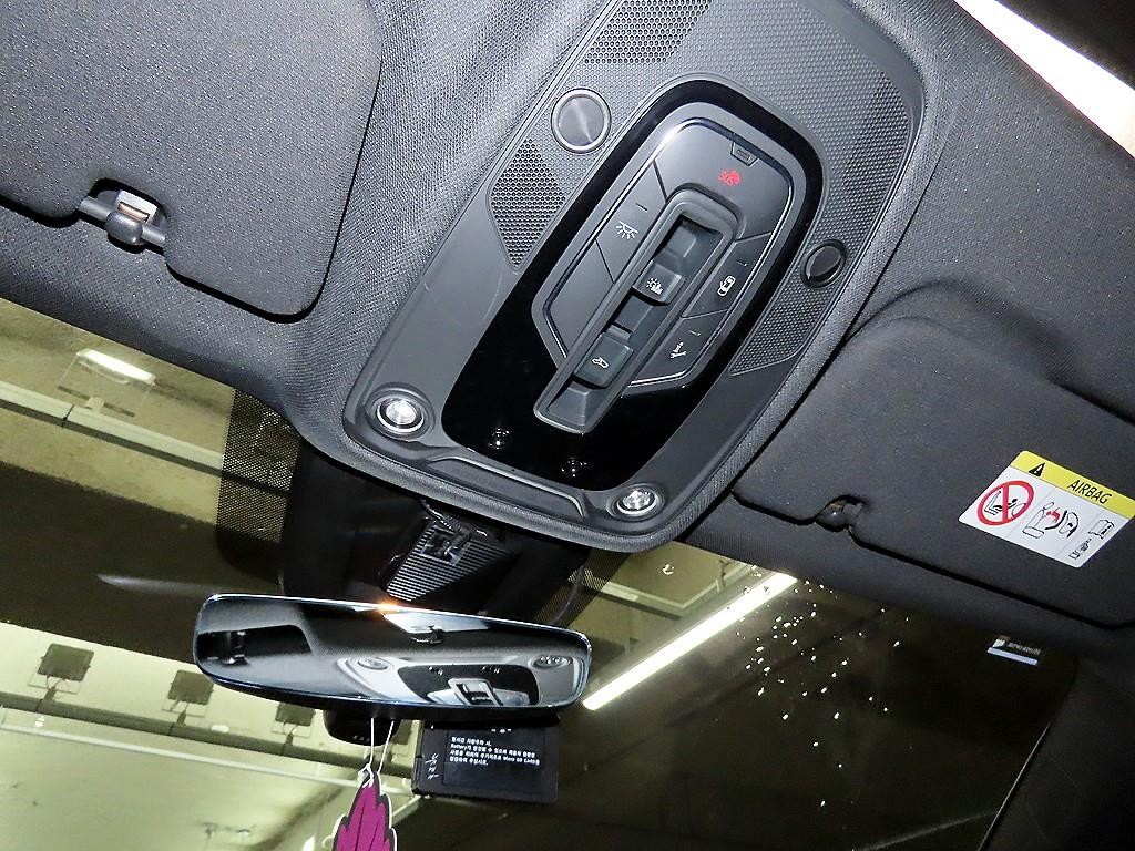 아우디 Q8 55 TFSI 콰트로 프리미엄 이미지 14