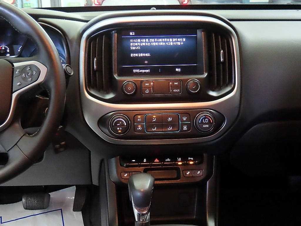 쉐보레 콜로라도 리얼 뉴 콜로라도 3.6 익스트림-X 4WD 이미지 11