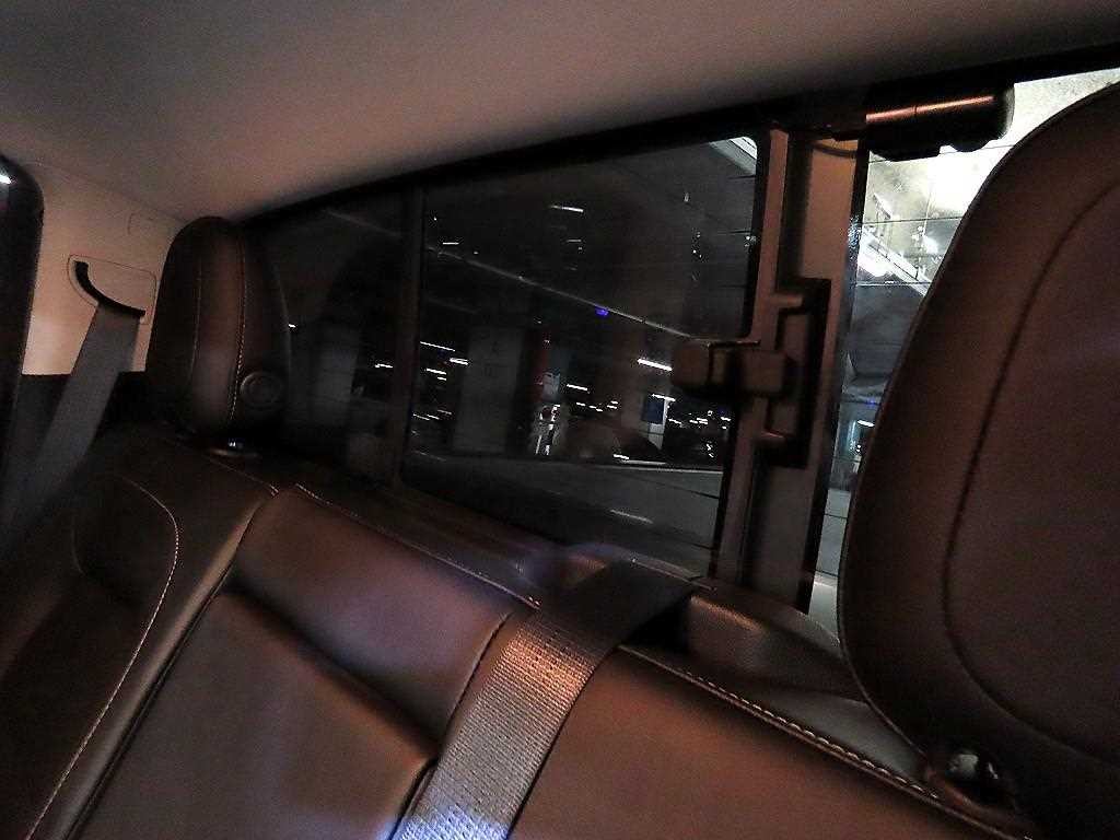 쉐보레 콜로라도 리얼 뉴 콜로라도 3.6 익스트림-X 4WD 이미지 15