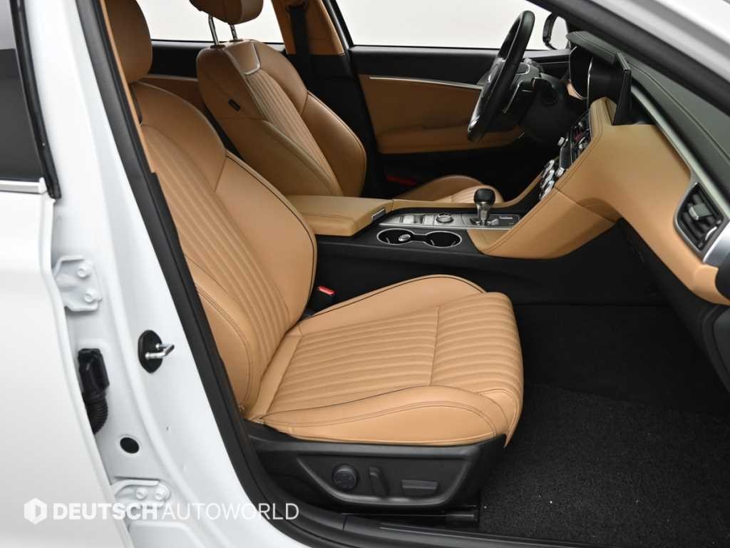 제네시스 G70 더 뉴 G70 가솔린 2.0T 2WD 기본형 이미지 10