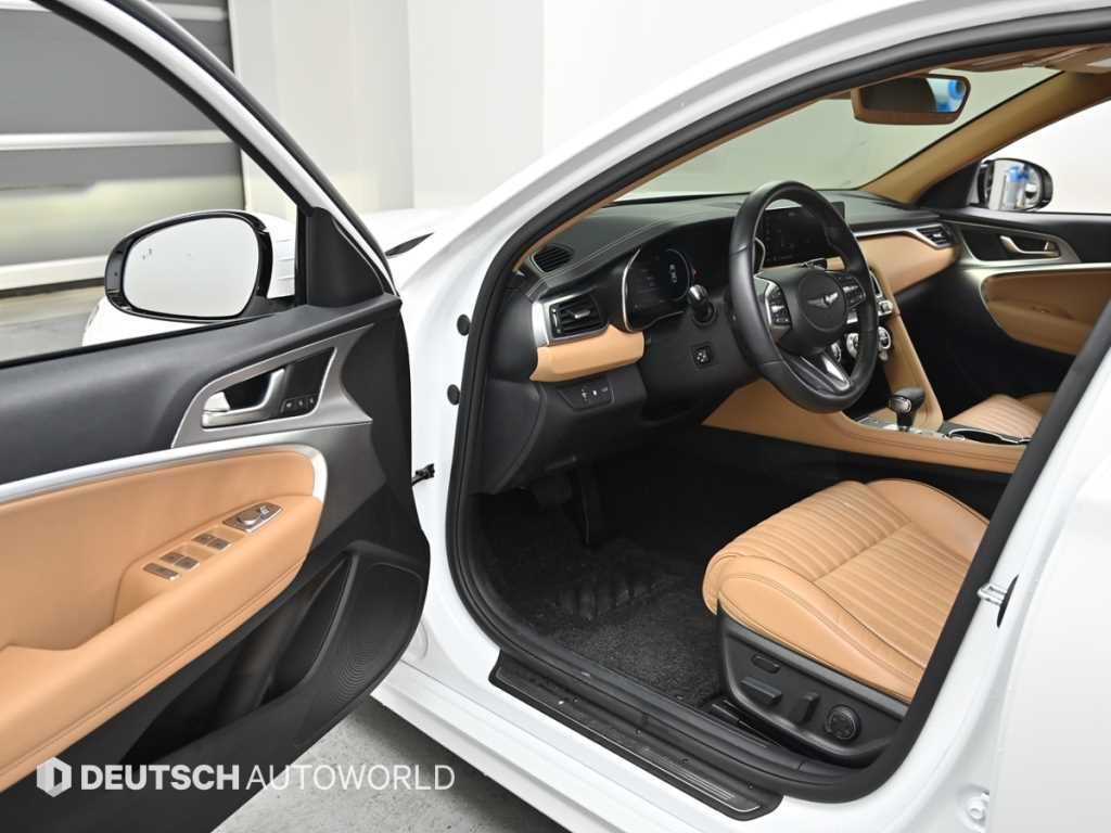 제네시스 G70 더 뉴 G70 가솔린 2.0T 2WD 기본형 이미지 11