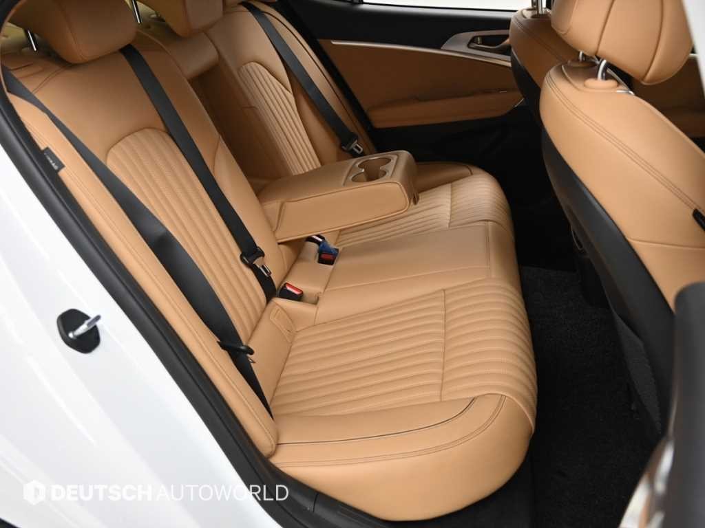 제네시스 G70 더 뉴 G70 가솔린 2.0T 2WD 기본형 이미지 12