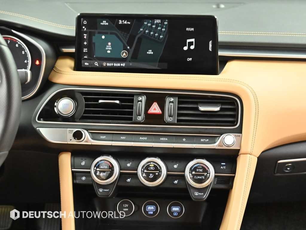 제네시스 G70 더 뉴 G70 가솔린 2.0T 2WD 기본형 이미지 14