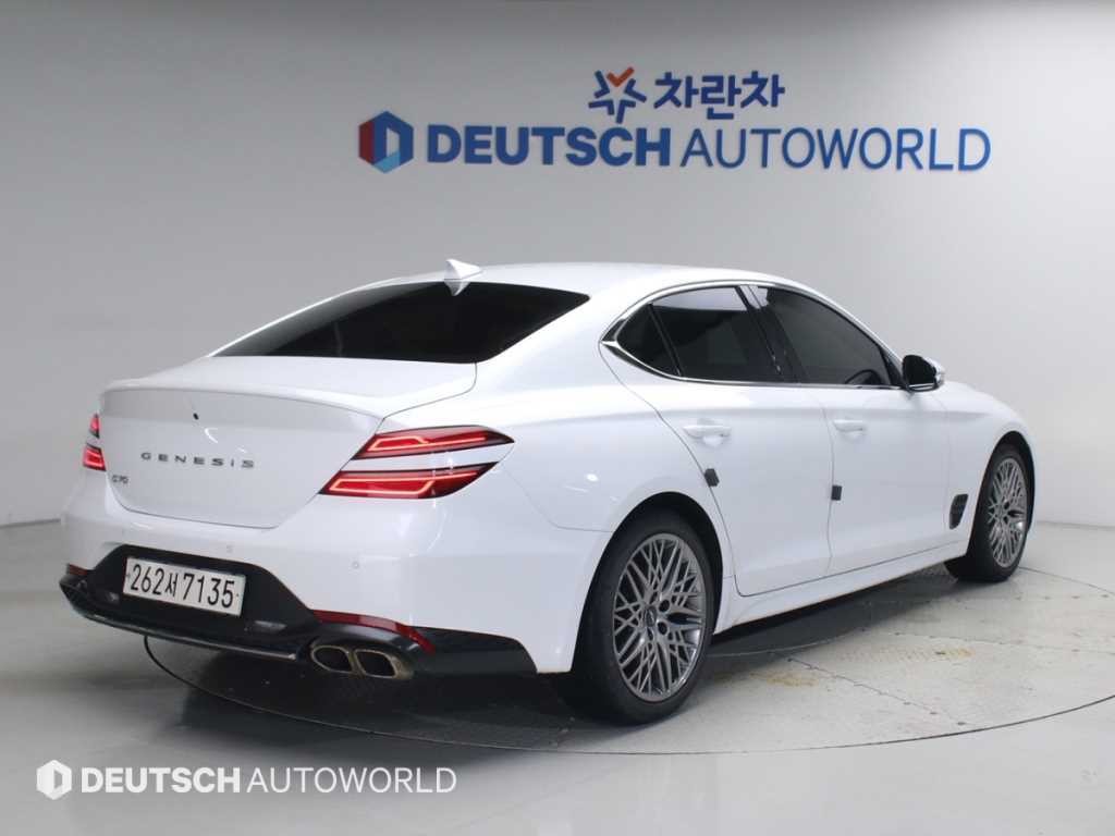 제네시스 G70 더 뉴 G70 가솔린 2.0T 2WD 기본형 이미지 2