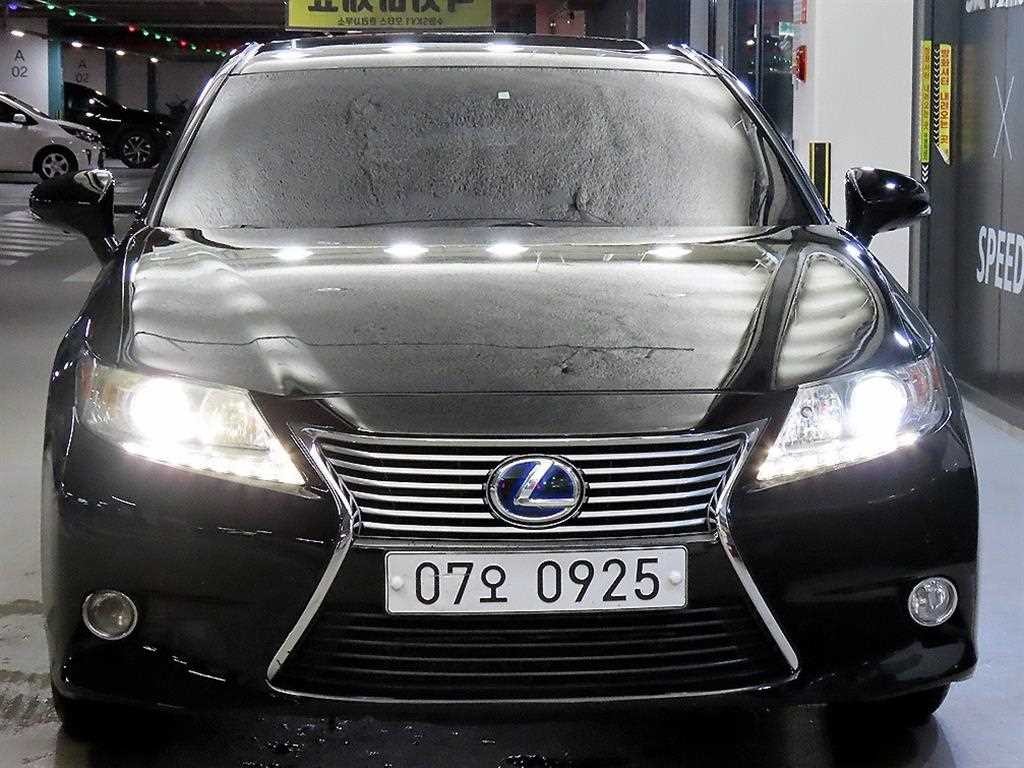 렉서스 ES 뉴ES300h 슈프림 이미지 2