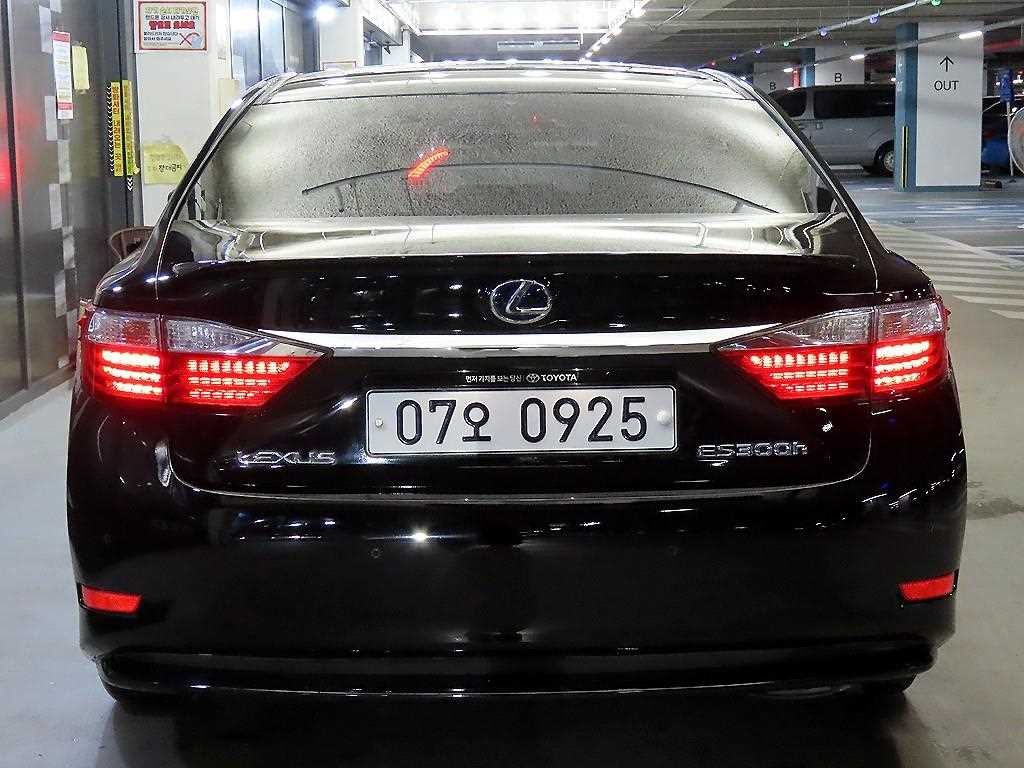 렉서스 ES 뉴ES300h 슈프림 이미지 5