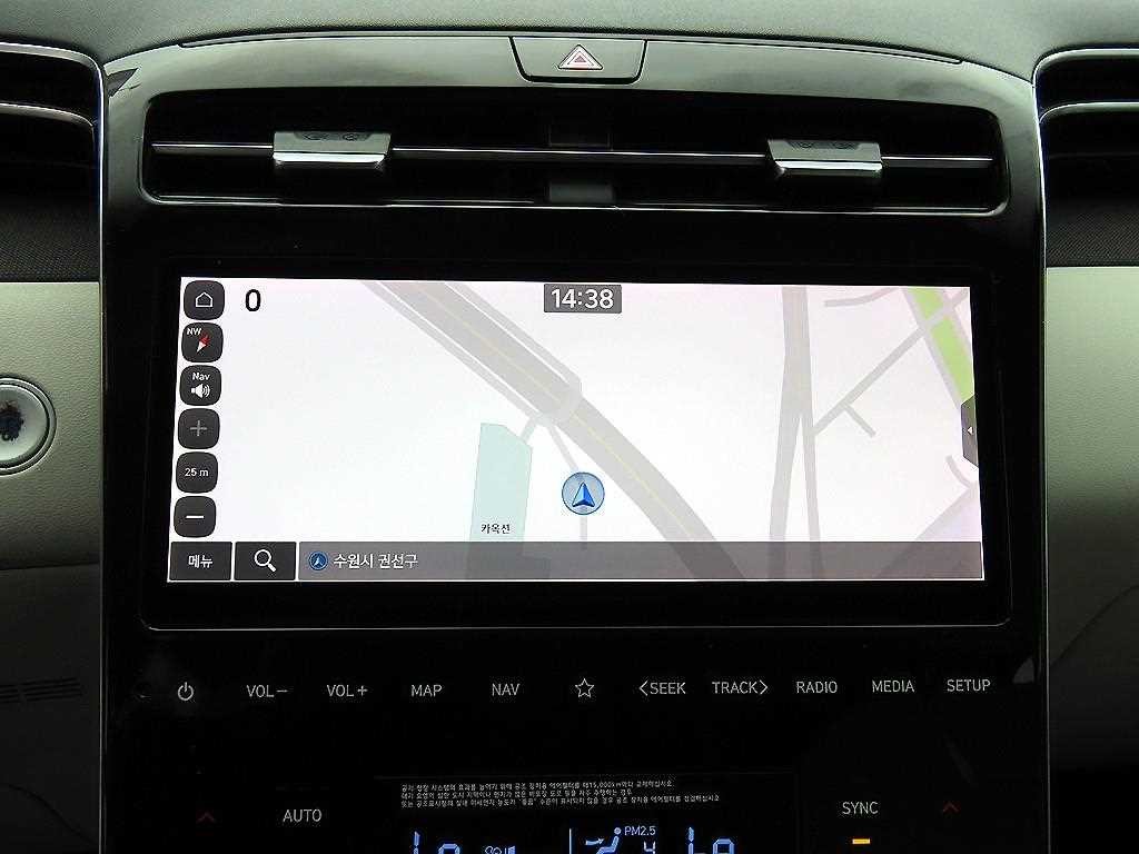 현대 투싼 투싼 하이브리드(NX4) 2WD 인스퍼레이션 이미지 15