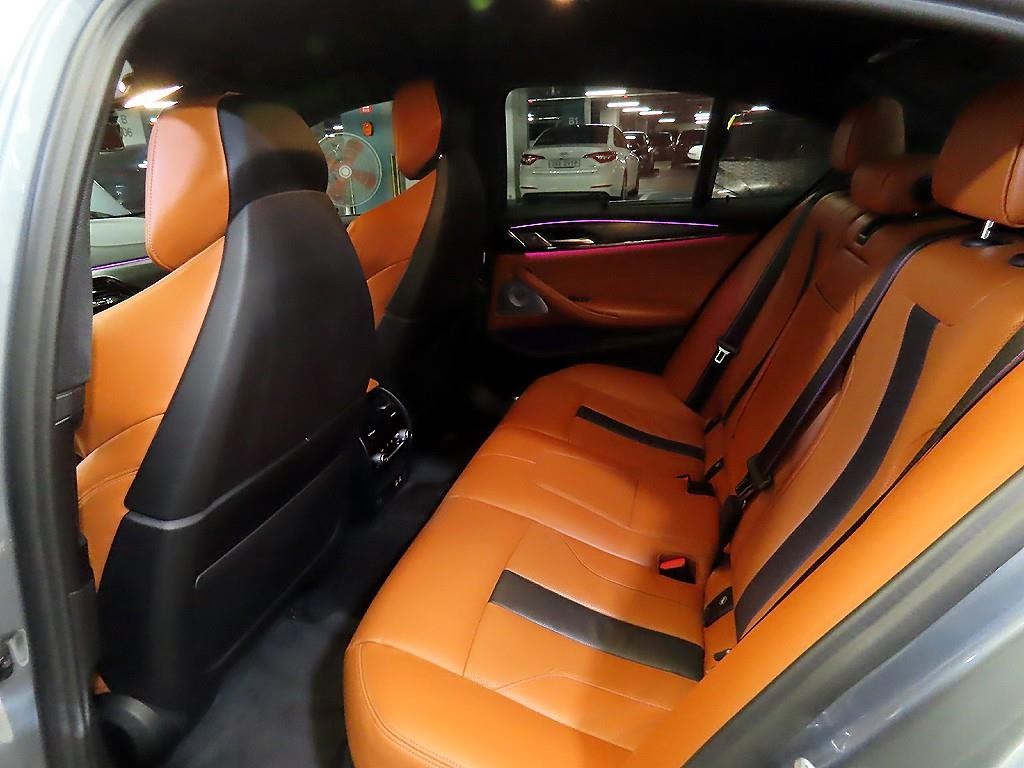 BMW 5시리즈 M5 (F90, F10) M5 세단 이미지 7