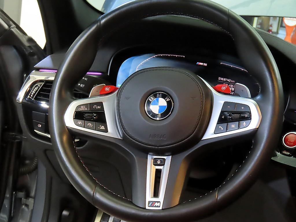BMW 5시리즈 M5 (F90, F10) M5 세단 이미지 8