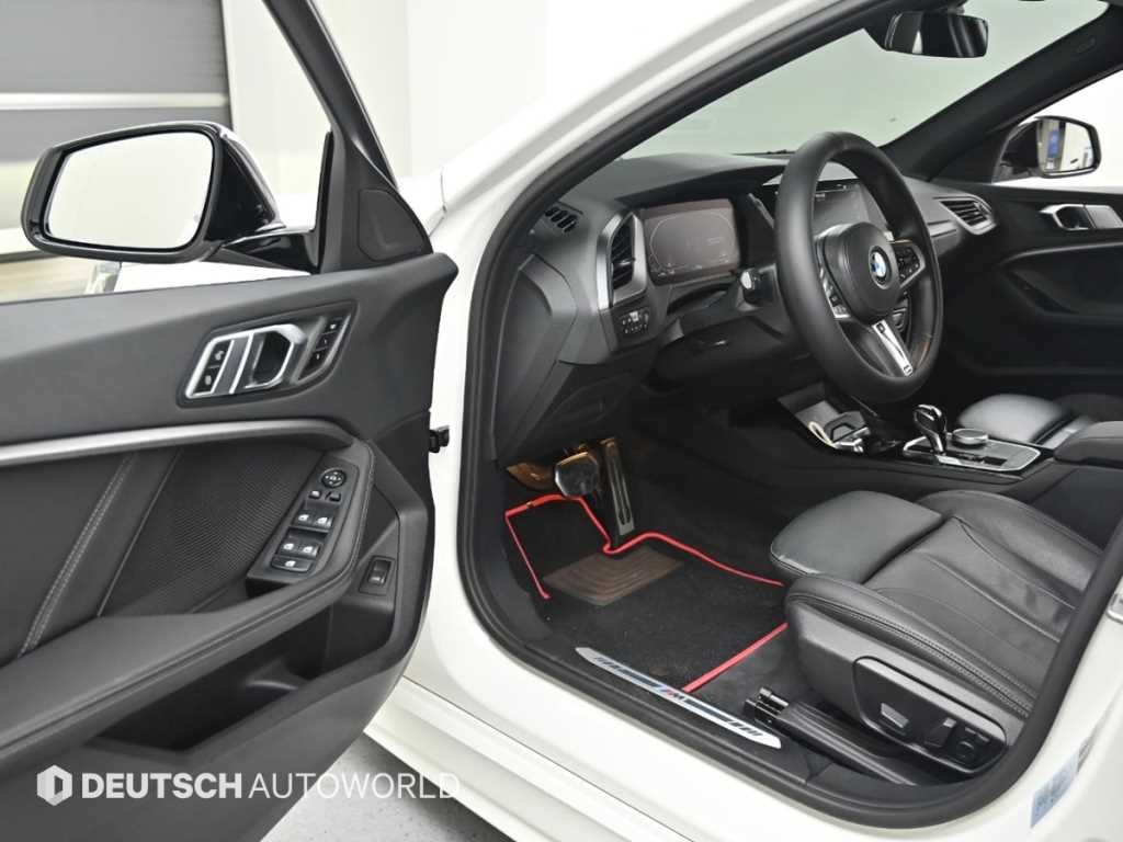 BMW 1시리즈 1시리즈 (F40) 120i M 스포츠 이미지 10