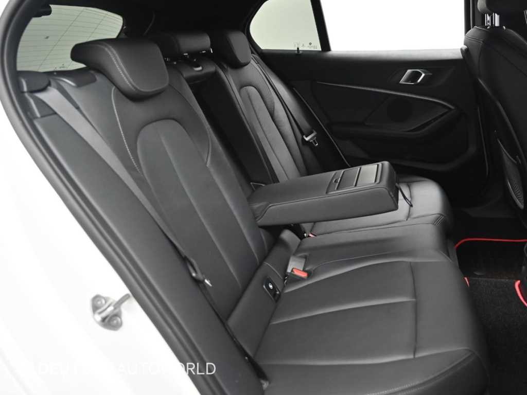 BMW 1시리즈 1시리즈 (F40) 120i M 스포츠 이미지 13