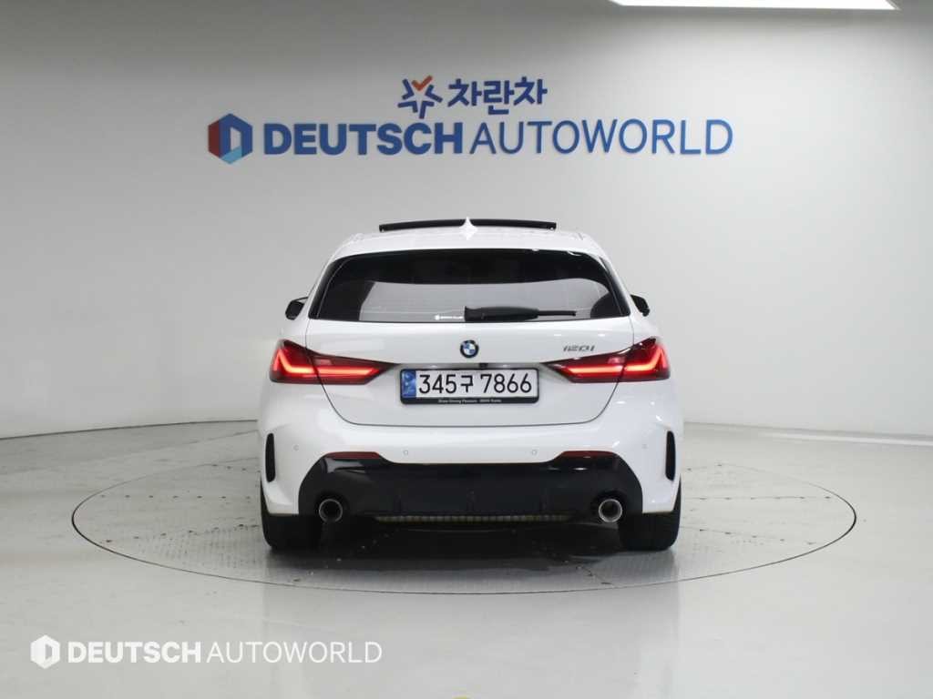 BMW 1시리즈 1시리즈 (F40) 120i M 스포츠 이미지 4