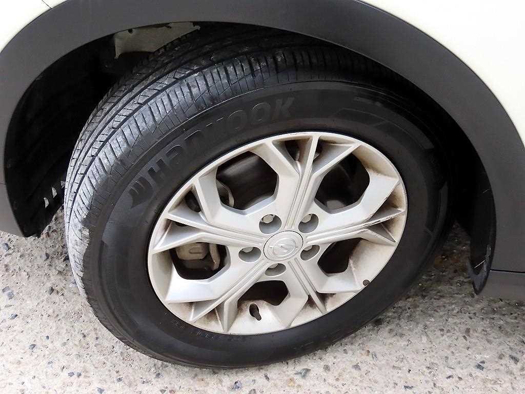 KG모빌리티(쌍용) 티볼리 베리 뉴 티볼리 2WD 가솔린 1.5 V3 이미지 20