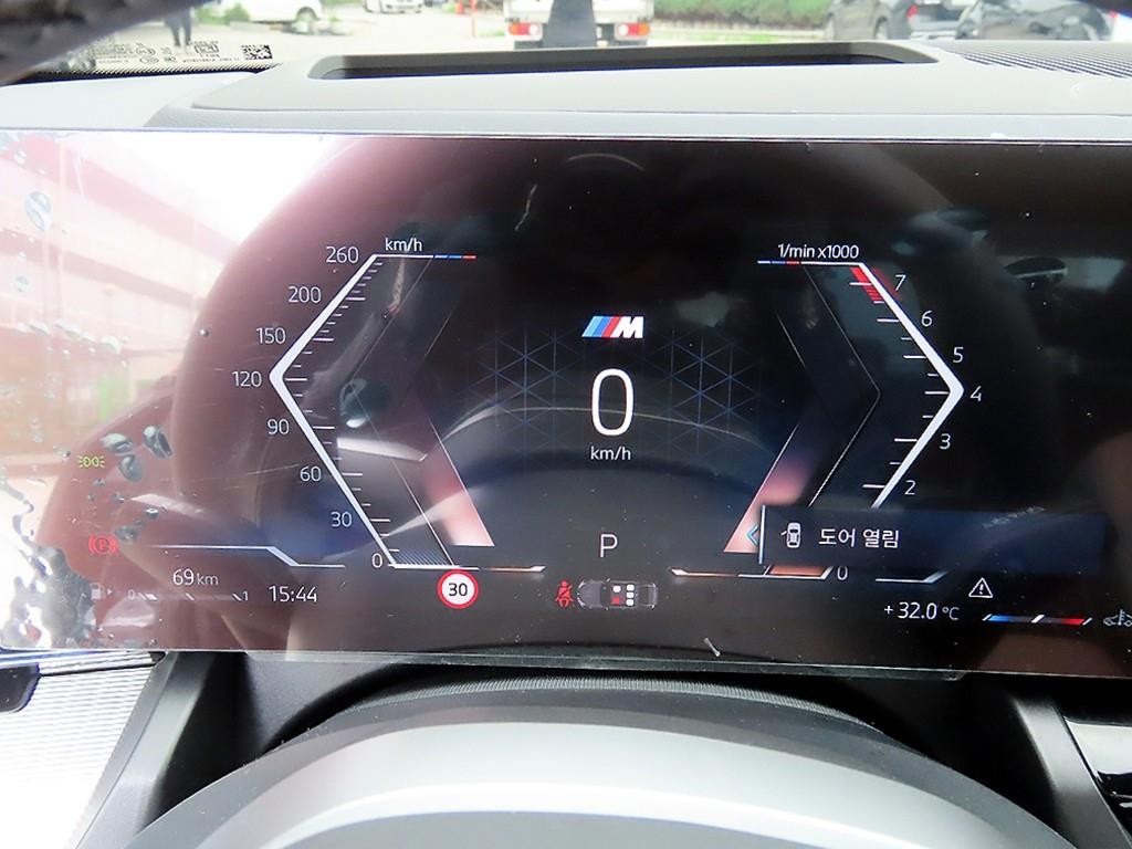BMW 5시리즈 5시리즈 (G60) 530i xDrive M 스포츠 이미지 9
