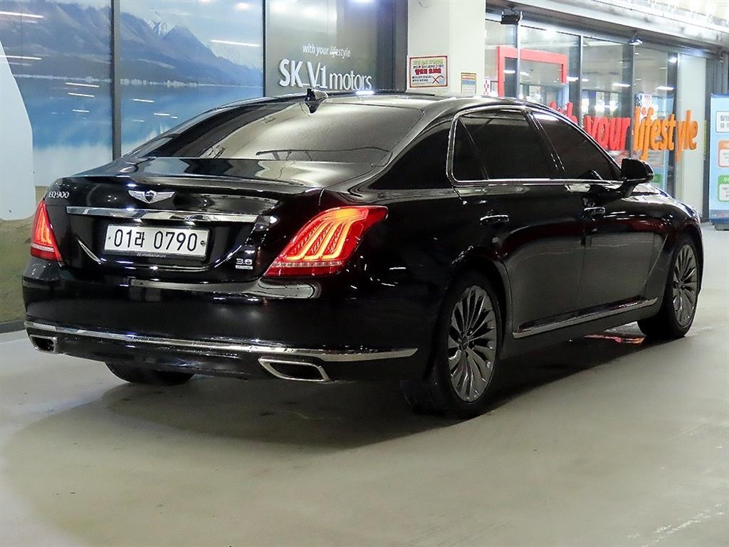 제네시스 EQ900 3.8 GDI AWD 프리미엄 럭셔리 이미지 4