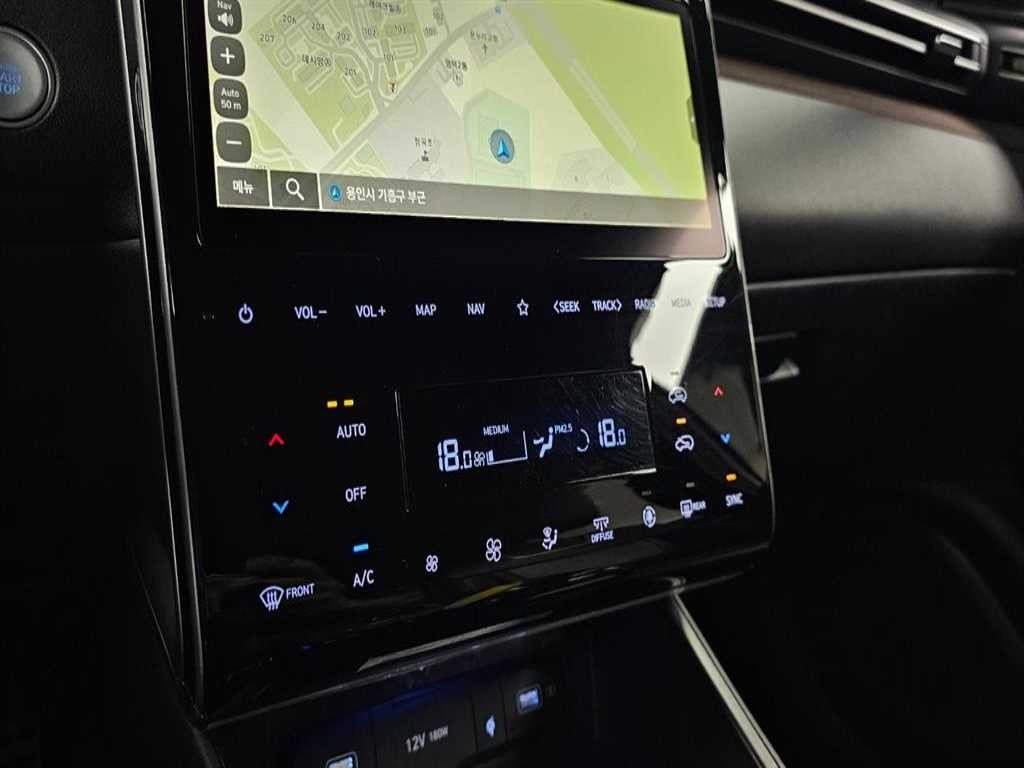 현대 투싼 투싼 (NX4) 디젤 2.0 2WD 인스퍼레이션 이미지 18
