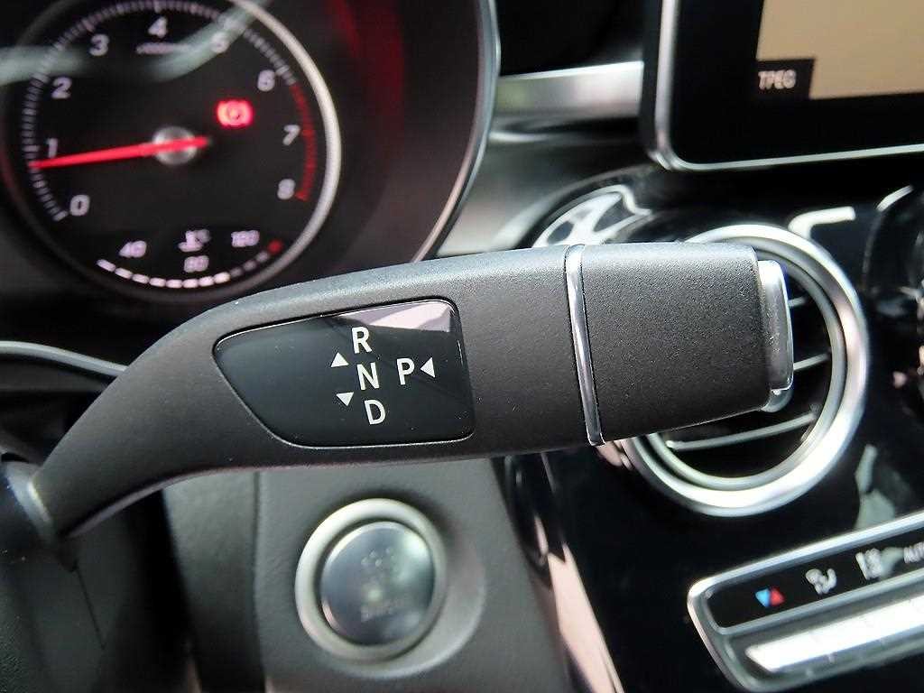 벤츠 GLC 클래스 GLC클래스 X253 GLC 300 4MATIC AMG LINE 쿠페 이미지 10