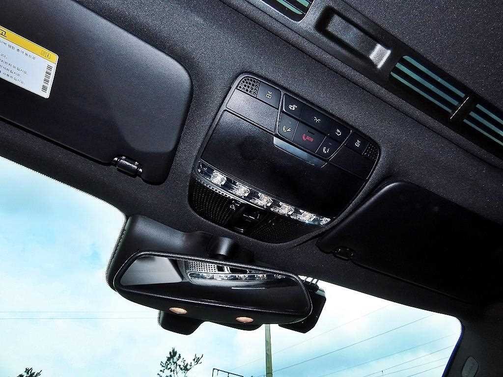 벤츠 GLC 클래스 GLC클래스 X253 GLC 300 4MATIC AMG LINE 쿠페 이미지 14