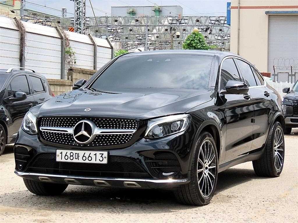 벤츠 GLC 클래스 GLC클래스 X253 GLC 300 4MATIC AMG LINE 쿠페 이미지 2