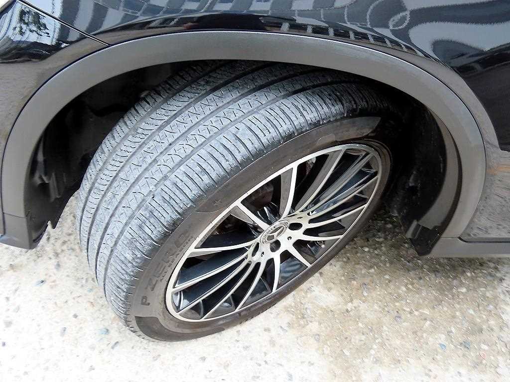 벤츠 GLC 클래스 GLC클래스 X253 GLC 300 4MATIC AMG LINE 쿠페 이미지 20