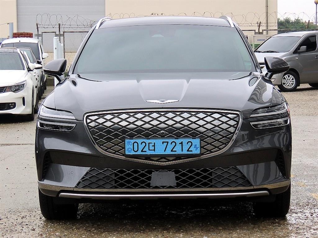 제네시스 GV70 일렉트리파이드 GV70 e-AWD 이미지 1