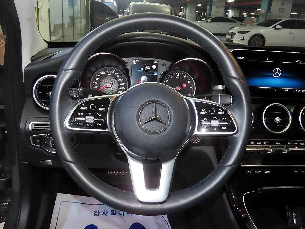 벤츠 C 클래스 C클래스 W205 C200 아방가르드 이미지 8