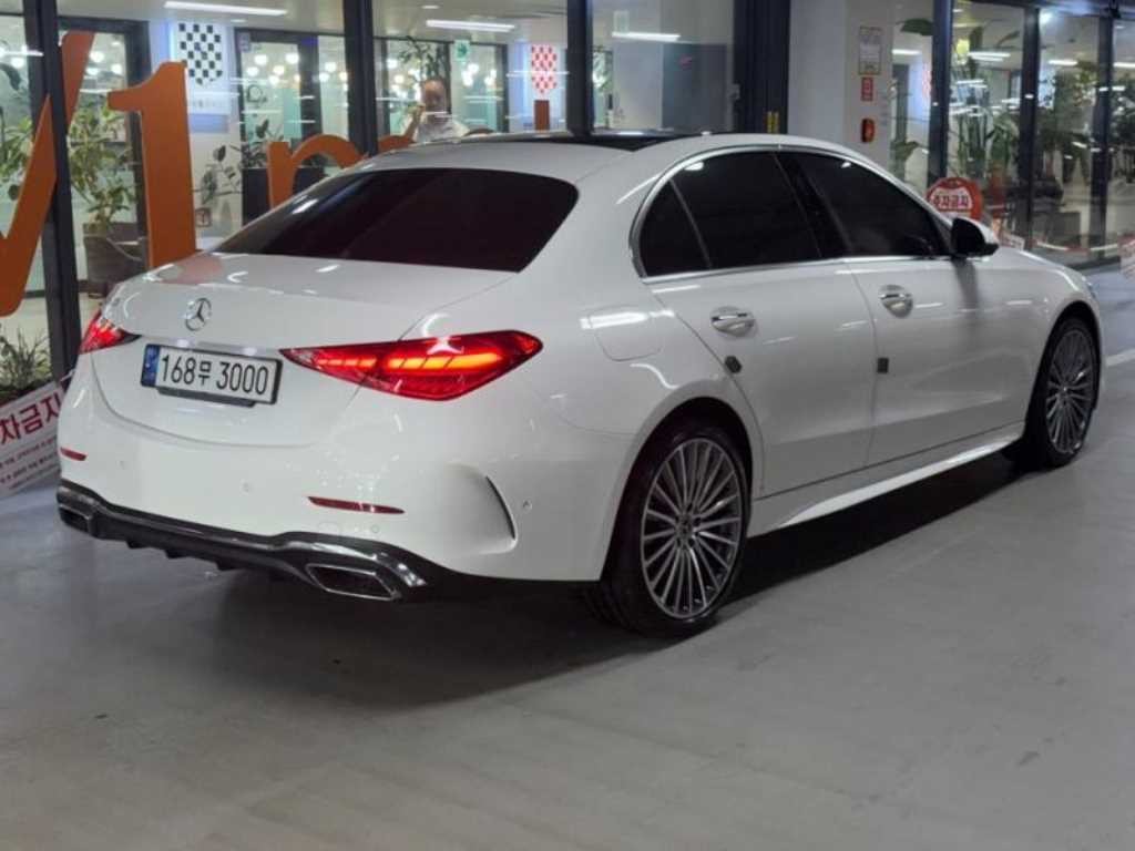 벤츠 C 클래스 C클래스 W206 C300 AMG 라인 이미지 4
