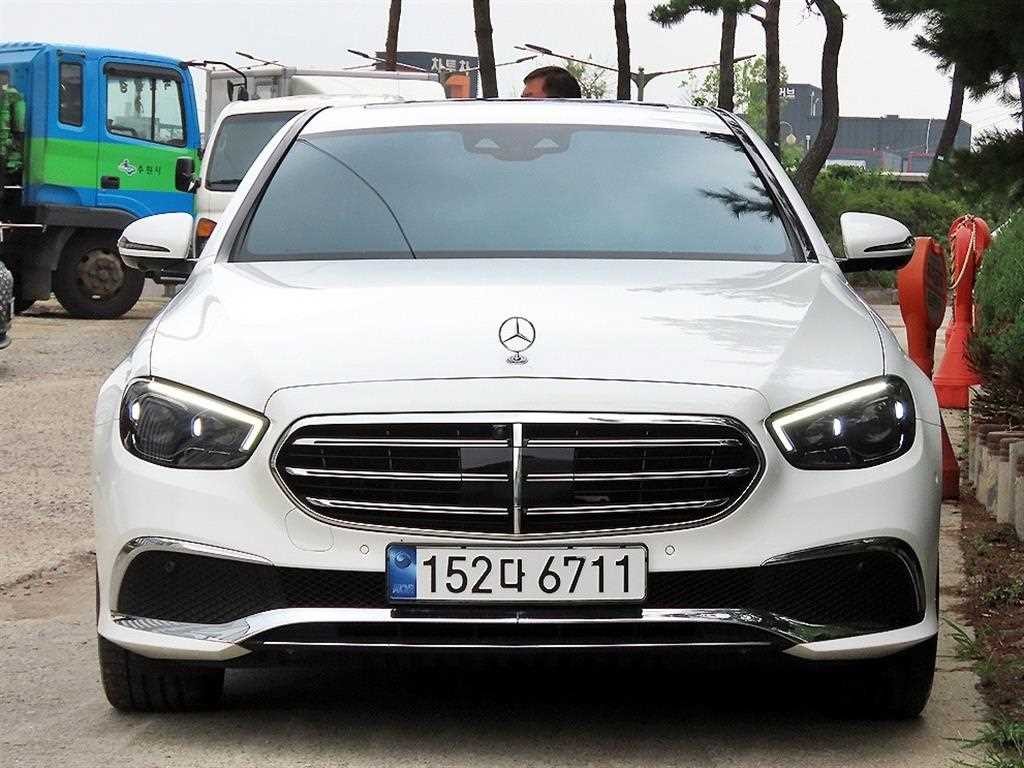 벤츠 E 클래스 E-클래스 W213 E250 아방가르드 이미지 1