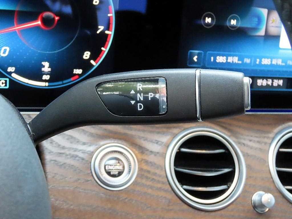 벤츠 E 클래스 E-클래스 W213 E250 아방가르드 이미지 11