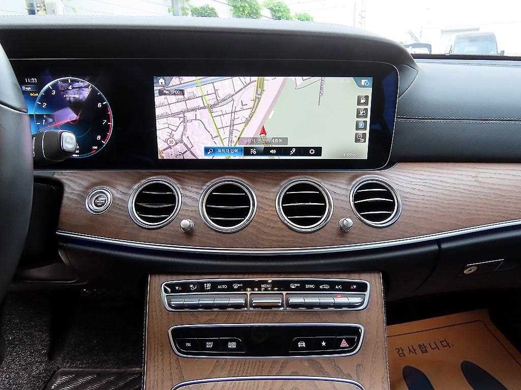 벤츠 E 클래스 E-클래스 W213 E250 아방가르드 이미지 13
