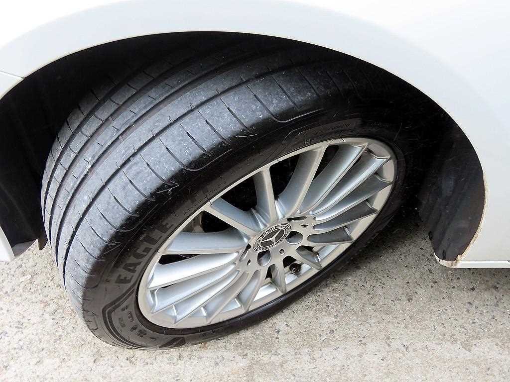 벤츠 E 클래스 E-클래스 W213 E250 아방가르드 이미지 20