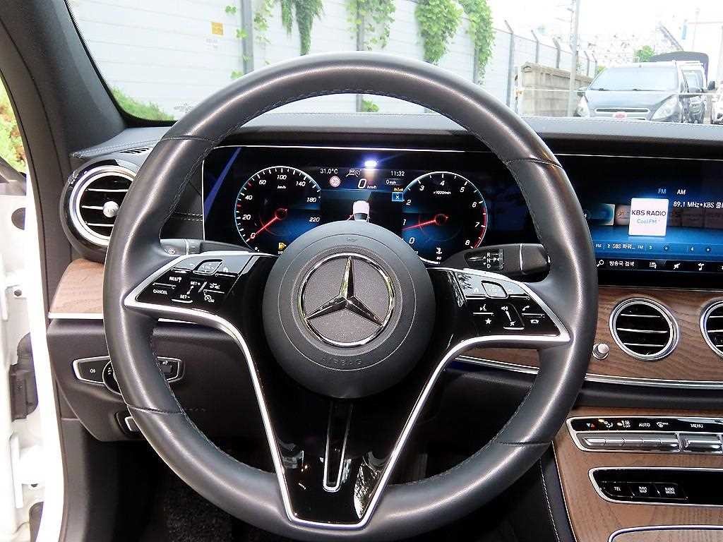 벤츠 E 클래스 E-클래스 W213 E250 아방가르드 이미지 8