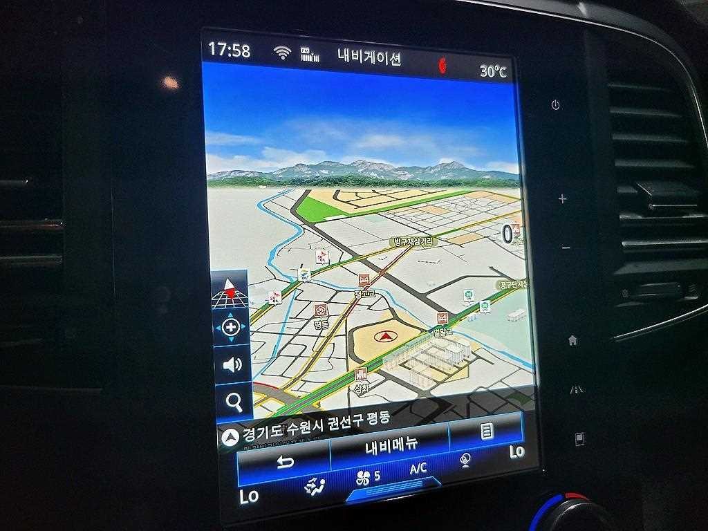 르노코리아(삼성) QM6 더뉴QM6 가솔린 2.0 GDe LE 시그니쳐 2WD 이미지 17