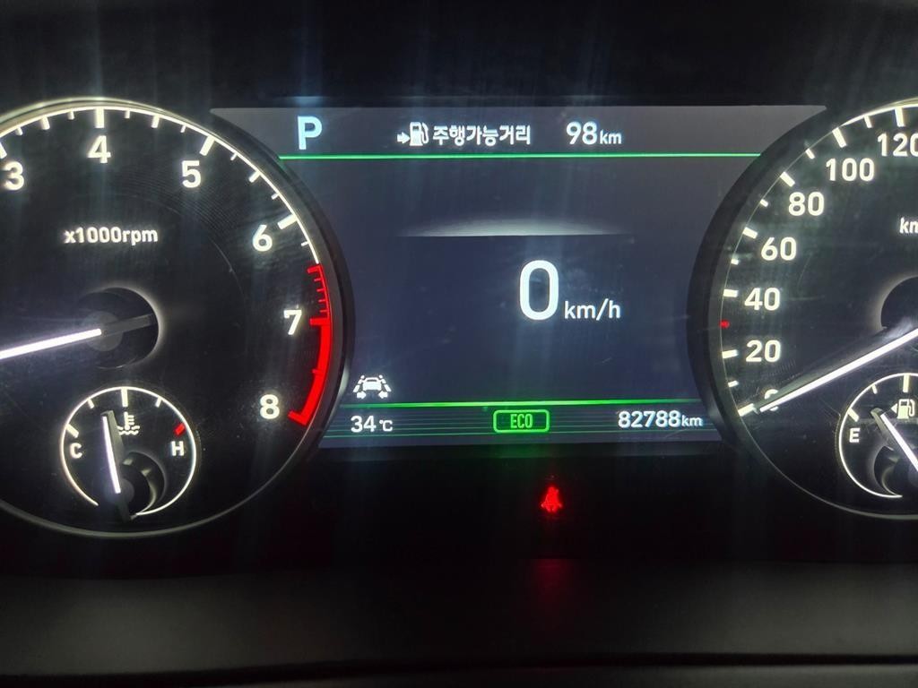 제네시스 EQ900 5.0 GDI AWD 리무진 프레스티지 이미지 8