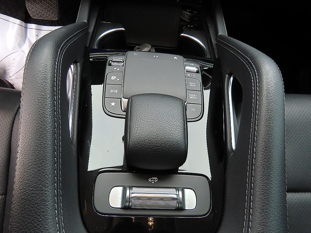 벤츠 GLE 클래스 GLE 클래스 W167 GLE 300d 4MATIC 이미지 11