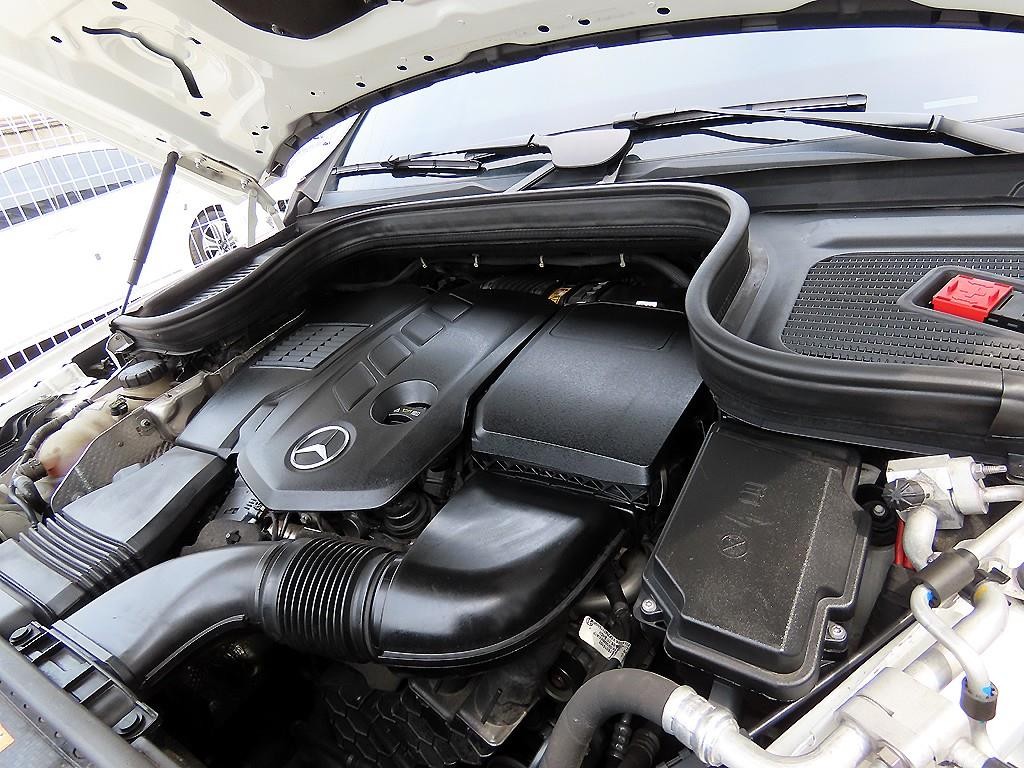 벤츠 GLE 클래스 GLE 클래스 W167 GLE 300d 4MATIC 이미지 19