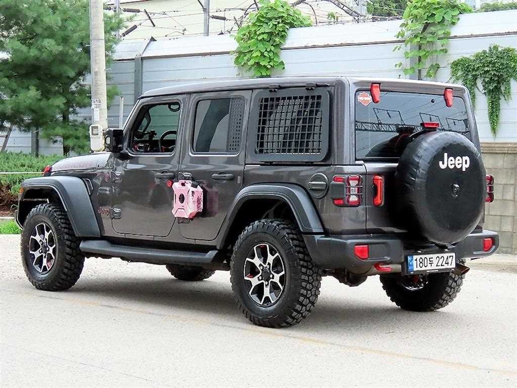 지프 랭글러 랭글러 (JL) 2.0 루비콘 4도어 파워 탑 이미지 3