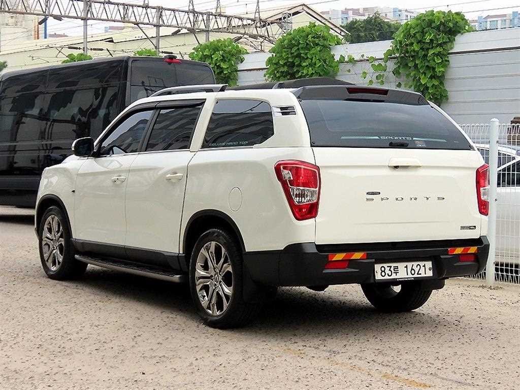 KG모빌리티(쌍용) 렉스턴 렉스턴 스포츠 4WD 디젤 2.2 어드벤처 이미지 3