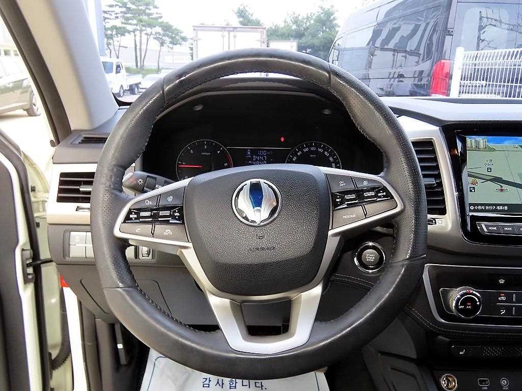 KG모빌리티(쌍용) 렉스턴 렉스턴 스포츠 4WD 디젤 2.2 어드벤처 이미지 8
