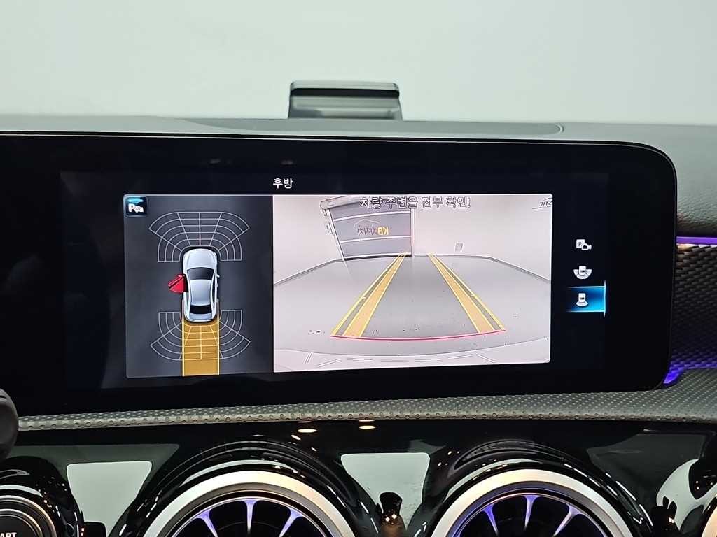 벤츠 A 클래스 A클래스 W177 A220 세단 이미지 14