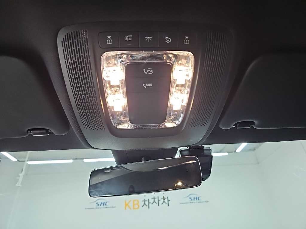 벤츠 A 클래스 A클래스 W177 A220 세단 이미지 16