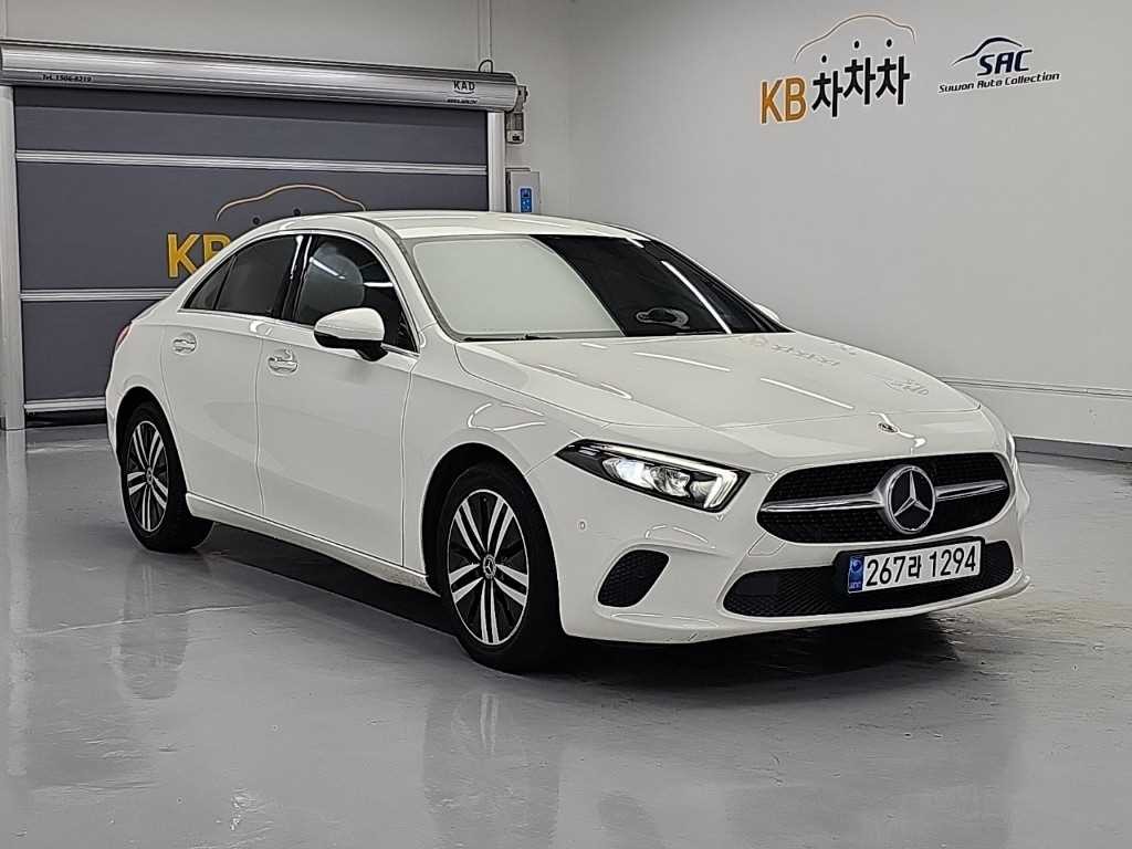 벤츠 A 클래스 A클래스 W177 A220 세단 이미지 4