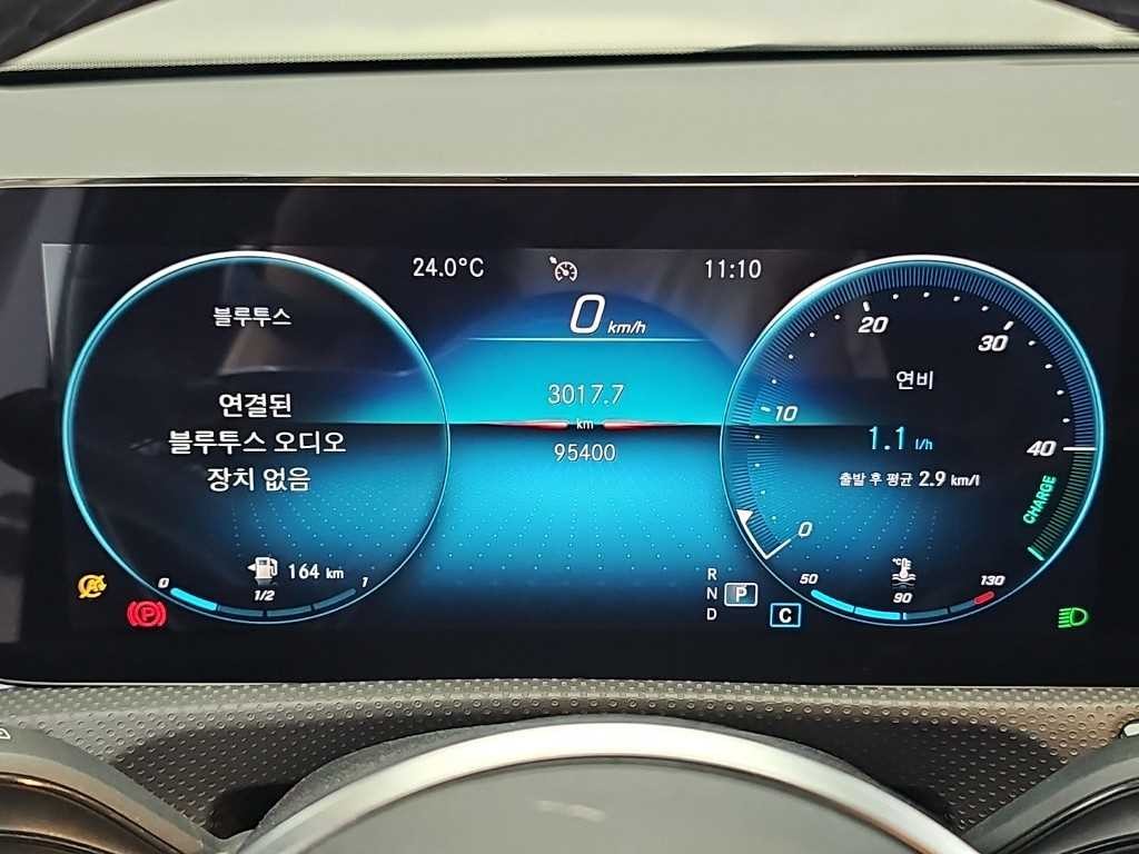 벤츠 A 클래스 A클래스 W177 A220 세단 이미지 6