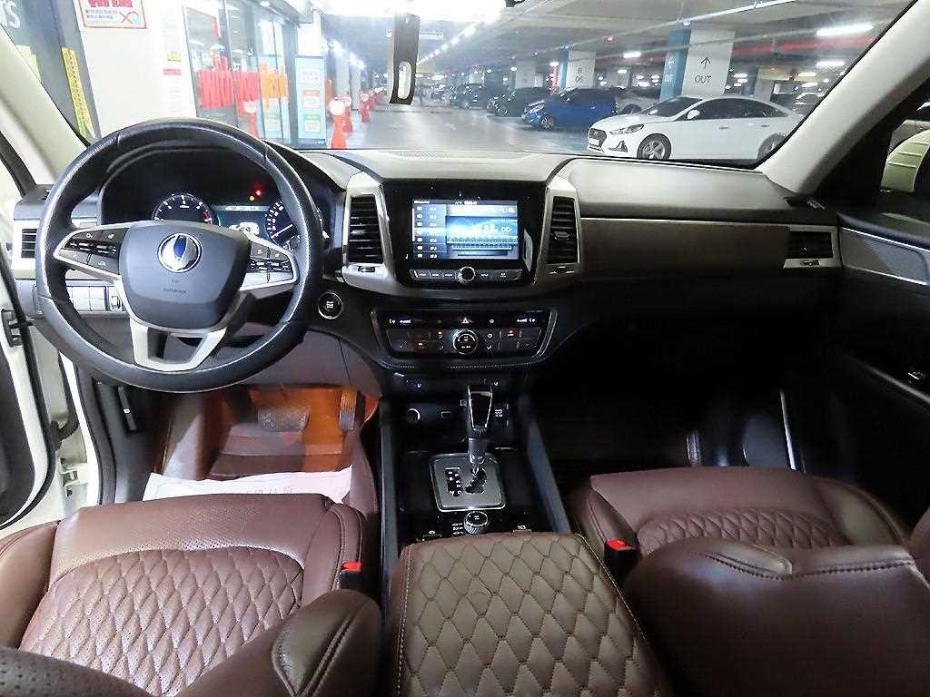 KG모빌리티(쌍용) 렉스턴 G4렉스턴 디젤 2.2 4WD 헤리티지 이미지 10